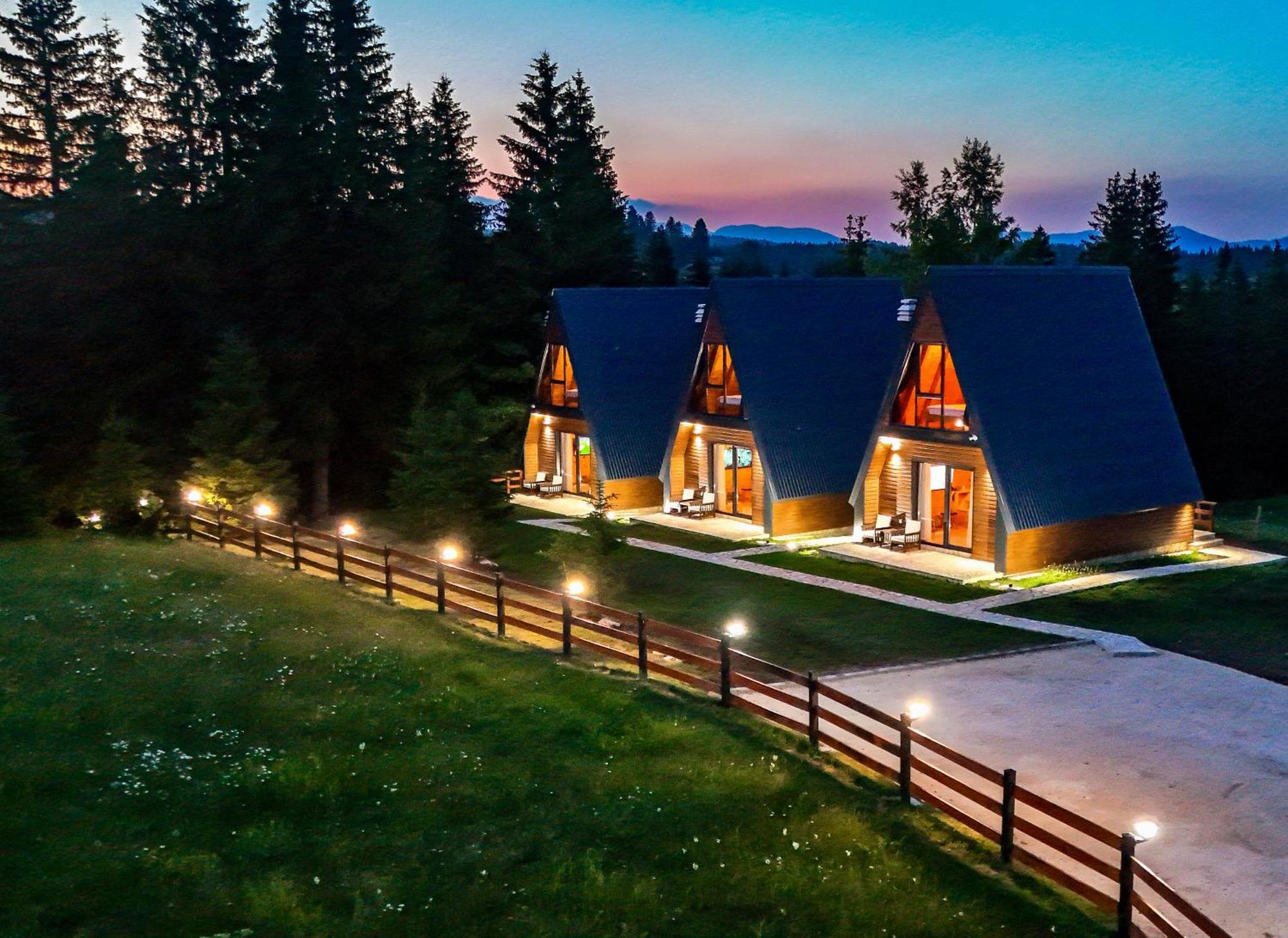 Villas Chardak Žabljak エクステリア 写真